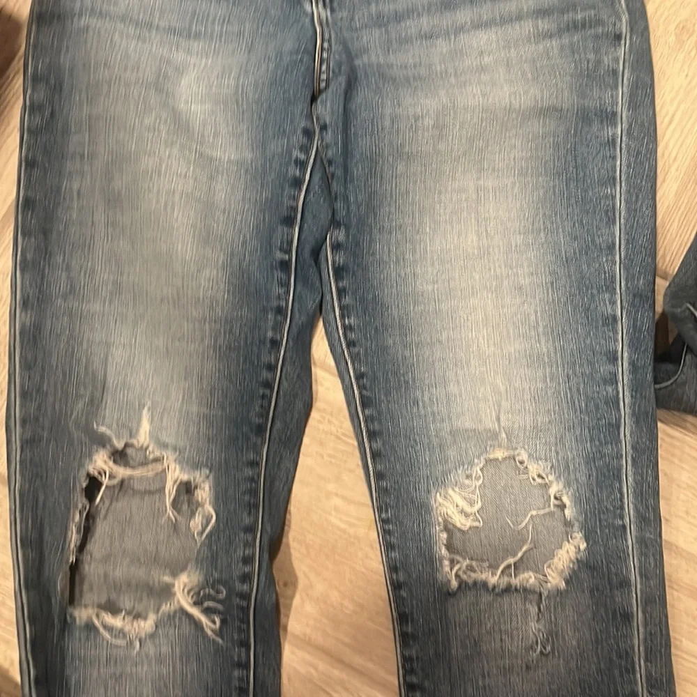 Jeans - Picture 3 of 4